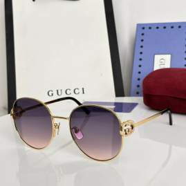 Picture of Gucci Sunglasses _SKUfw79399398fw